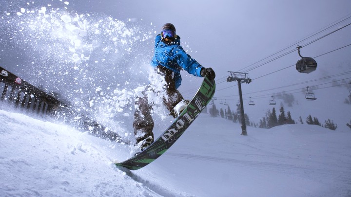 Snowboarding game
