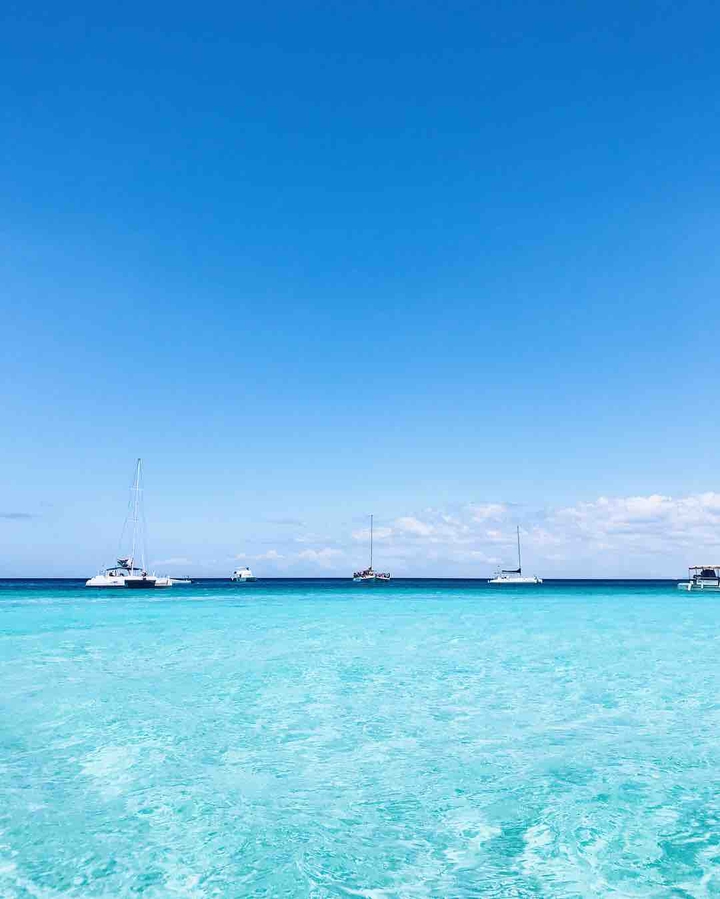 yachts