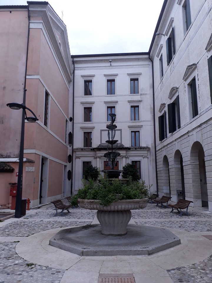 piazza della dogana-Treviso-Italy