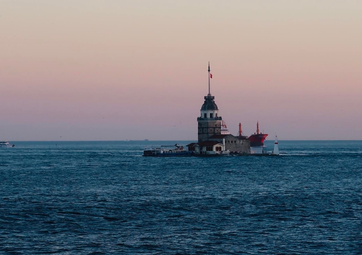 Kız Kulesi(Maiden Tower), Istanbul Bosporus