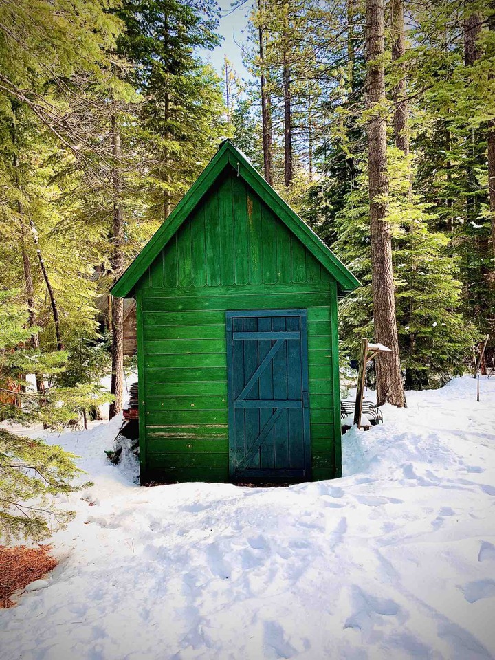 Scenic Hut