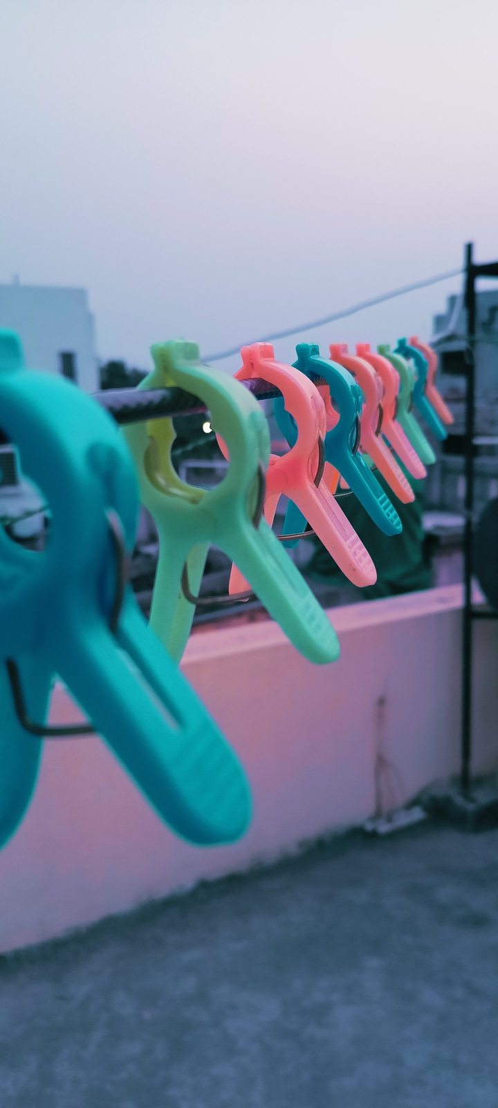 A Queue of Colors