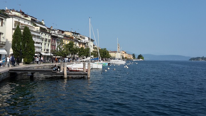 Salò lungolago Zanardelli Lake garda italy