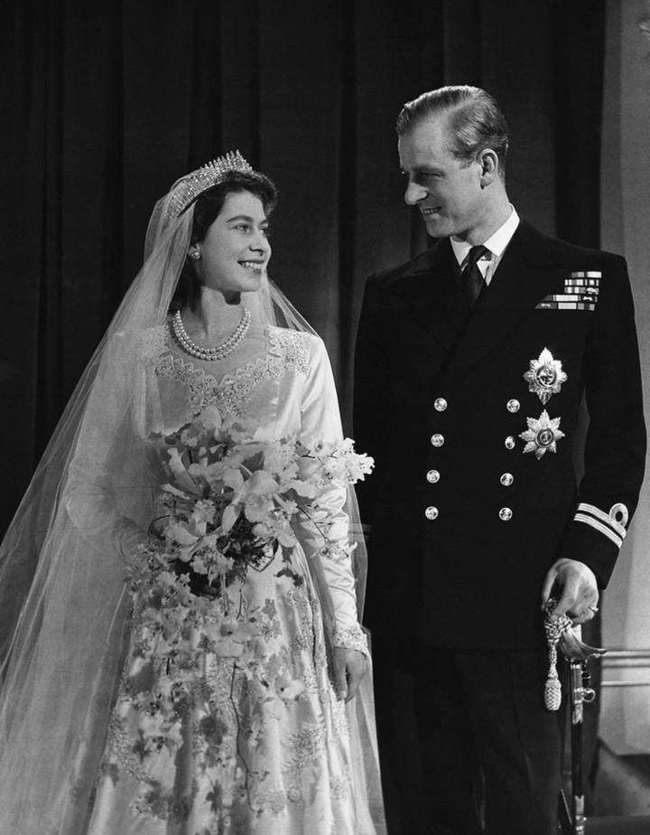 wedding portrait Queen Elizabeth & Prince Philip