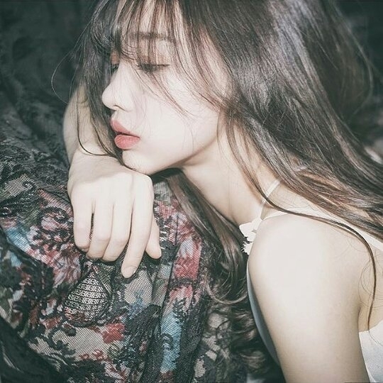 Ulzzang girl
