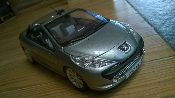Toy car Peugeot 206
