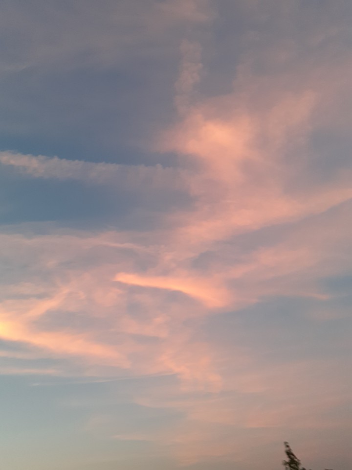 peach cloud