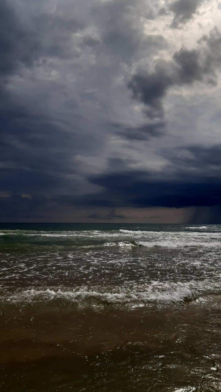 море