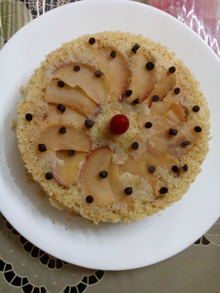 Apple Almond Cake