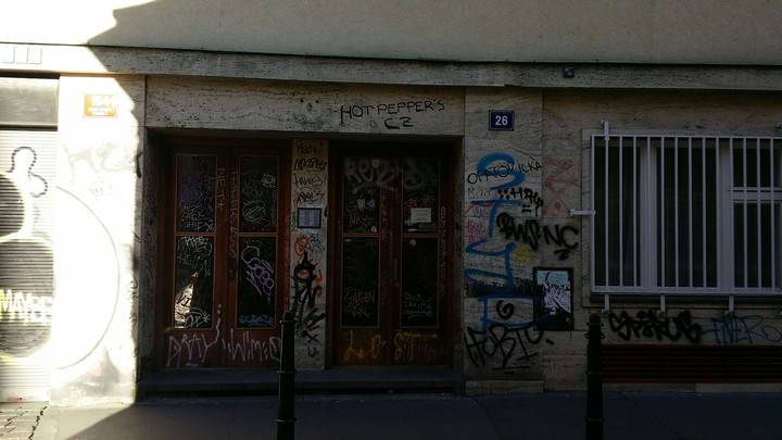 graffiti in prague