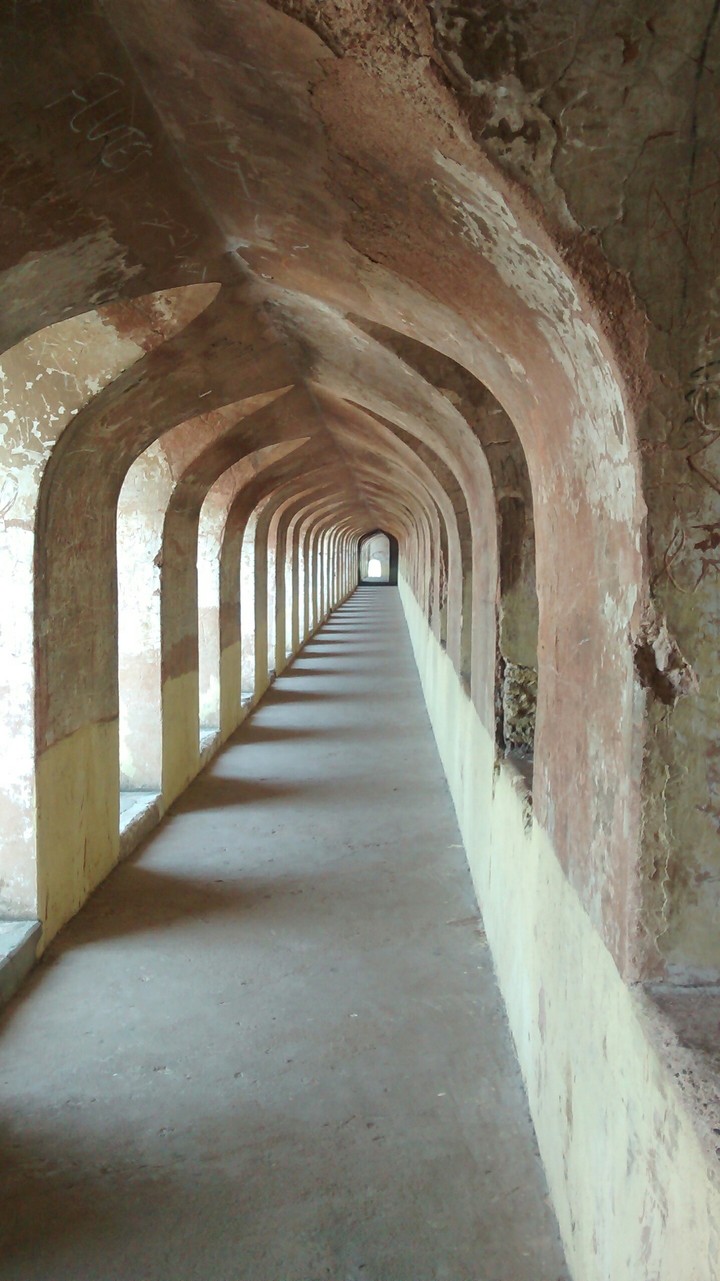 unique domes at bhul bhulaiya