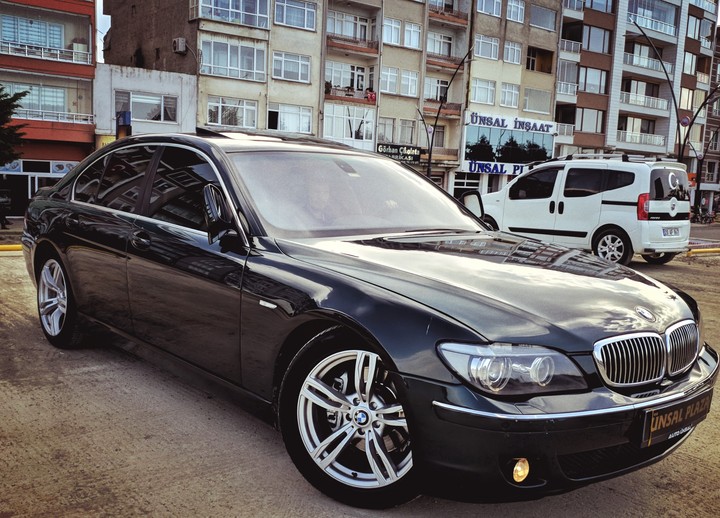 BMW 730D ÜNSAL PLAZA