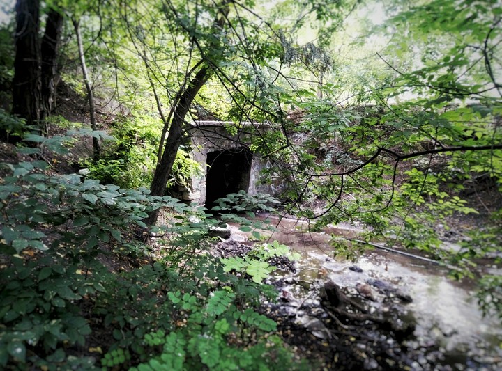 tunnel