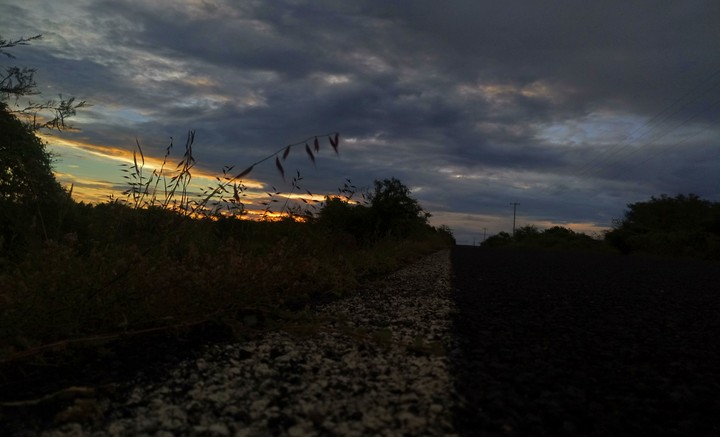 ATARDECER EN SAN LORENZO GRO.