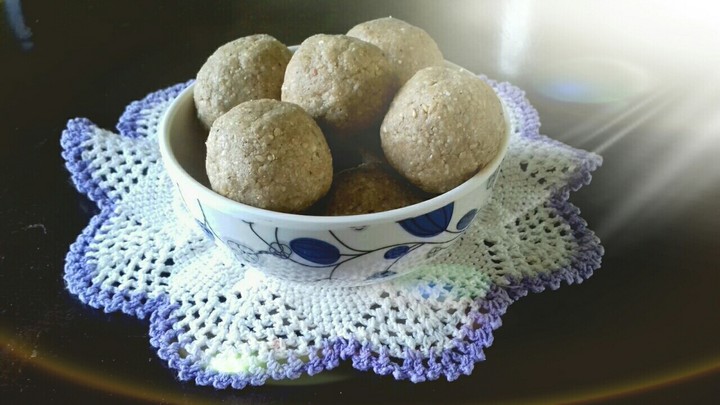 sesame Balls
