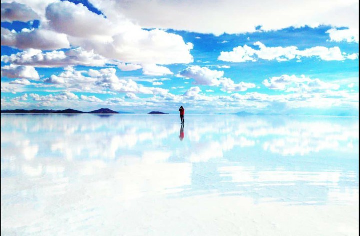 perfect reflection － Uyuni salt flats
