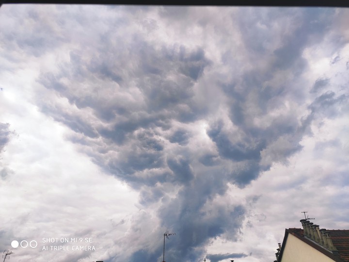 sky dark