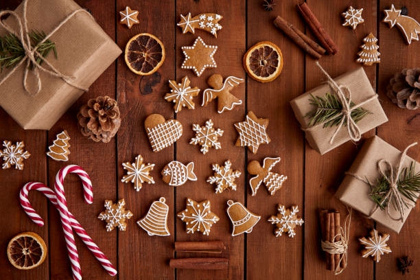 gingerbread cookie tree and gifts