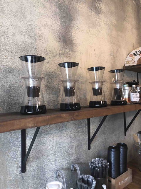 Dishware, shelf桌布