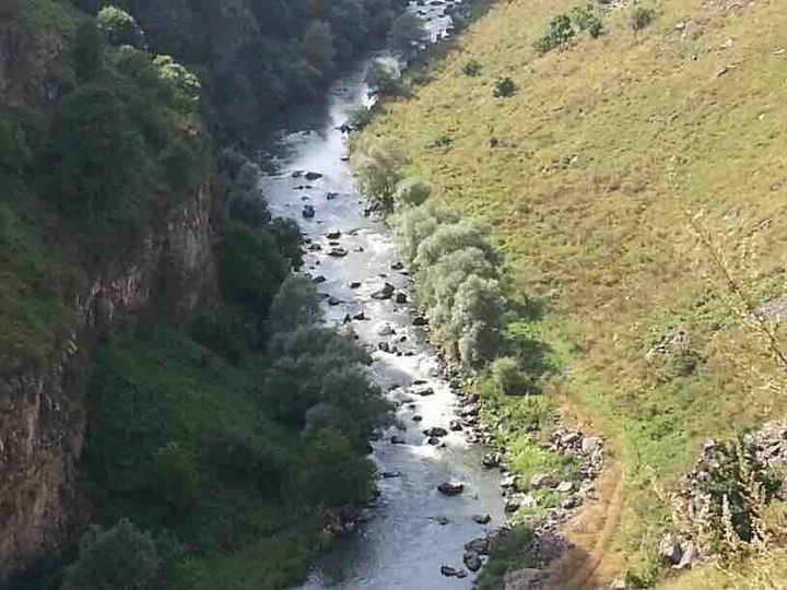 գետ