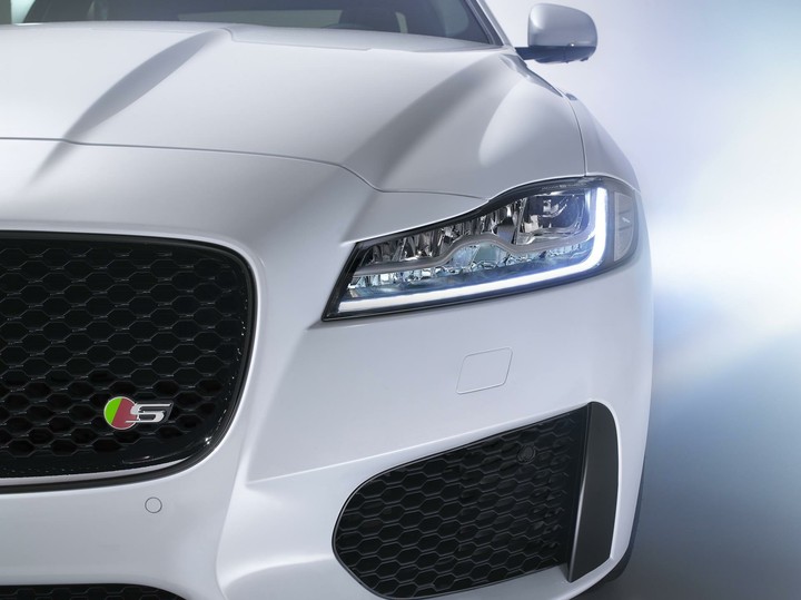 XF