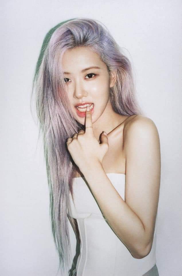 2020 THE ALBUM VER.3 로제 SCAN : ROSÉ (13)