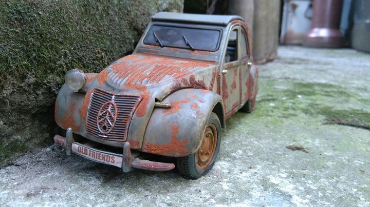 Abandonned Citroën 2cv