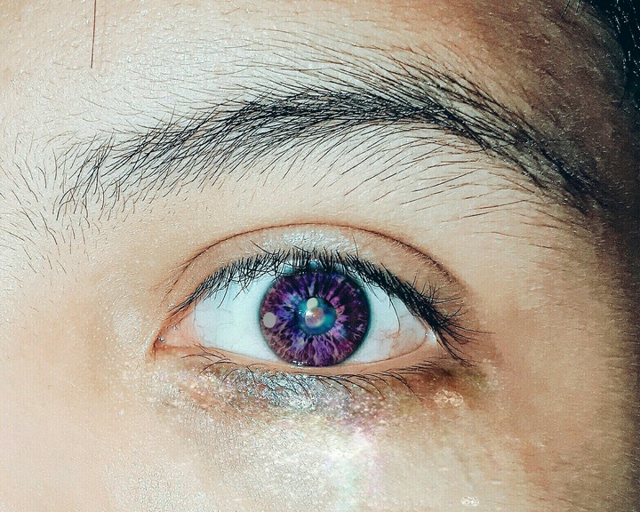 eyes