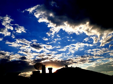 Nuvens Manhumirim Mg