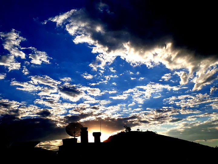 Nuvens Manhumirim Mg