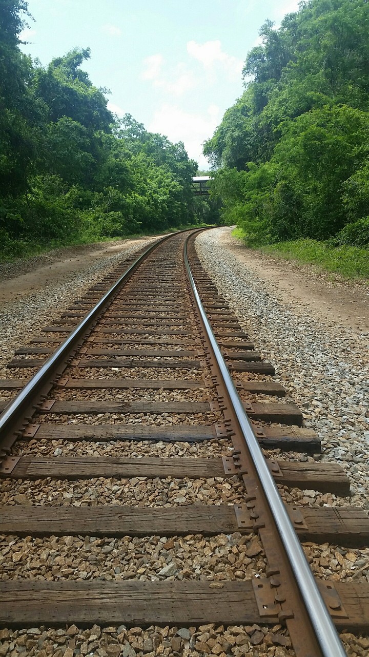 Traintracks