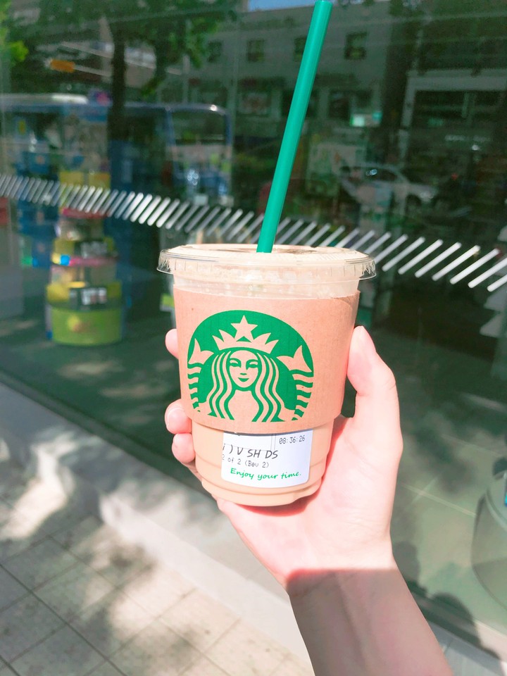 starbucks,Coffee,green,street,hand