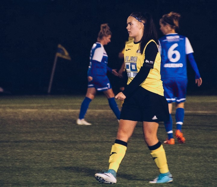 Soccerball player