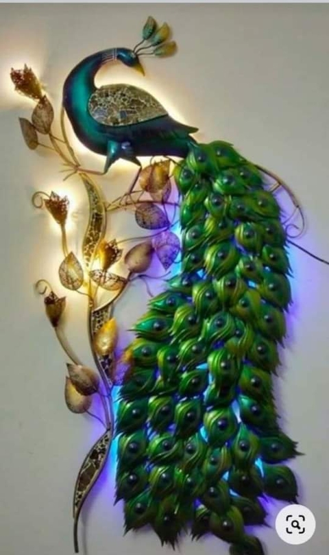 bird, 紫色桌布