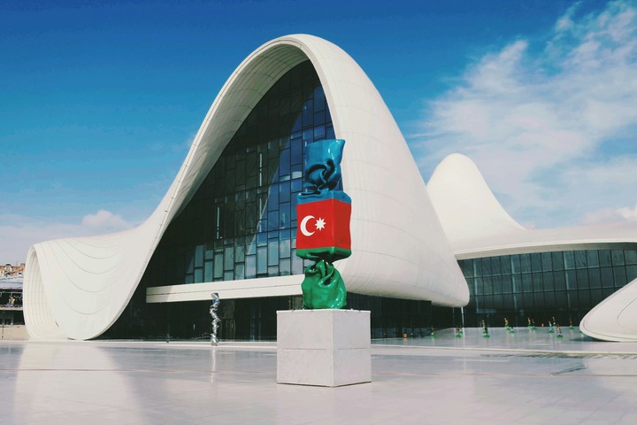 Baku Haydar Aliyev center