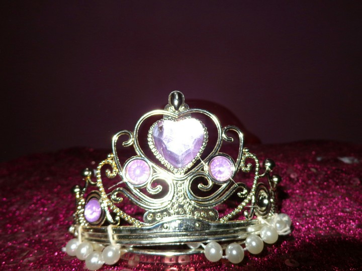 ROYALS IS ROYALTY