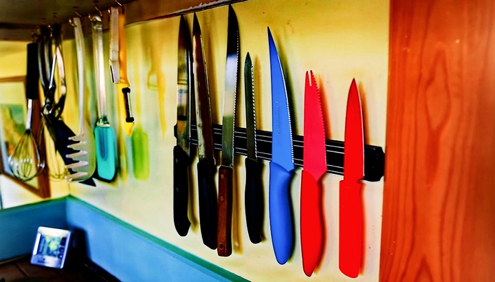 knife