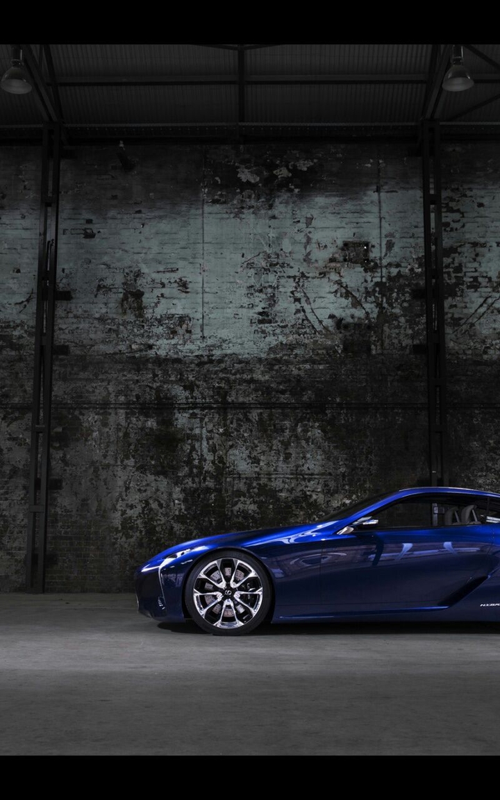Blue car