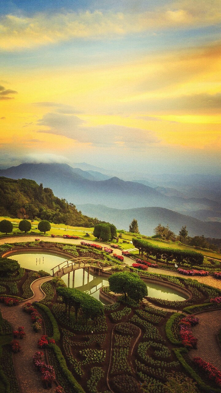 gaint garden