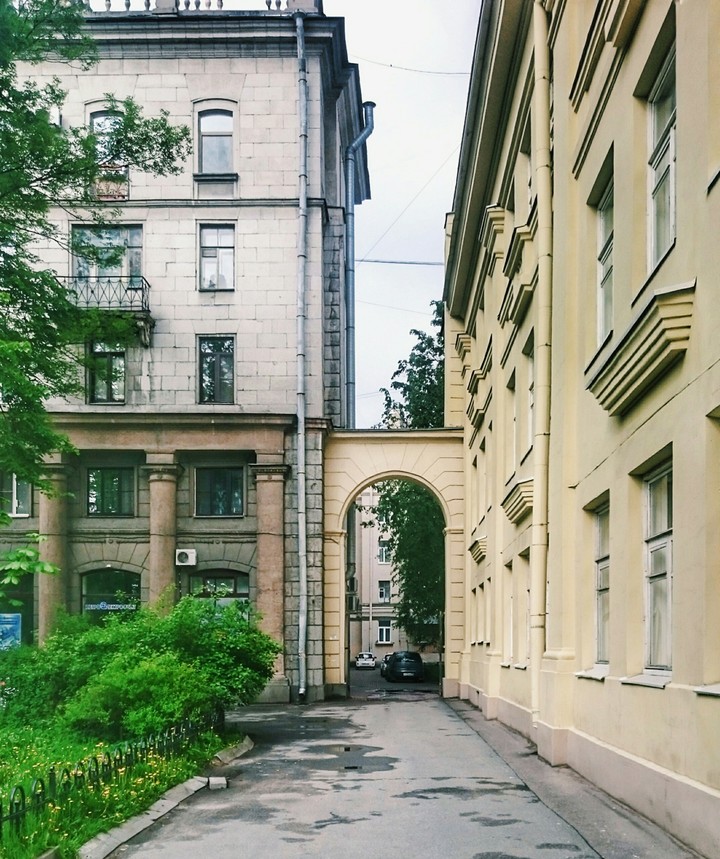 Saint-Petersburg