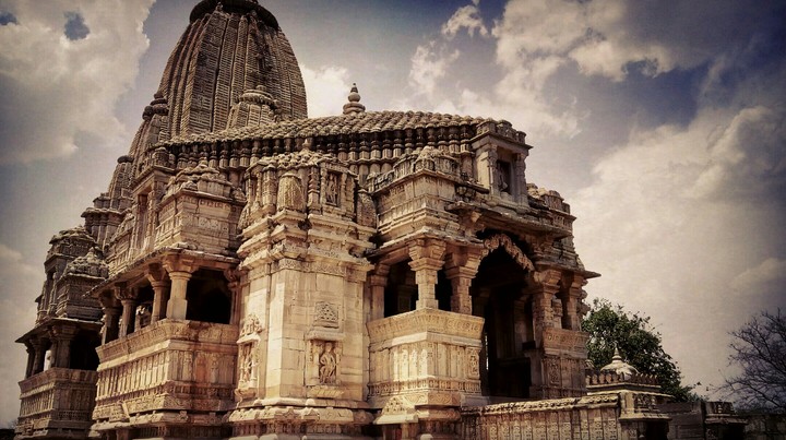 tample
