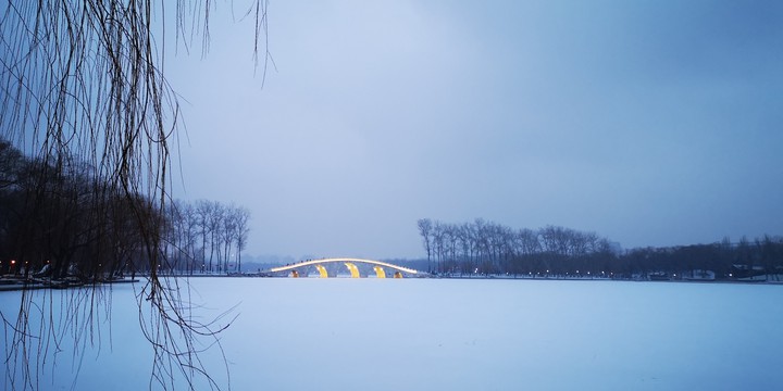 雪中桥