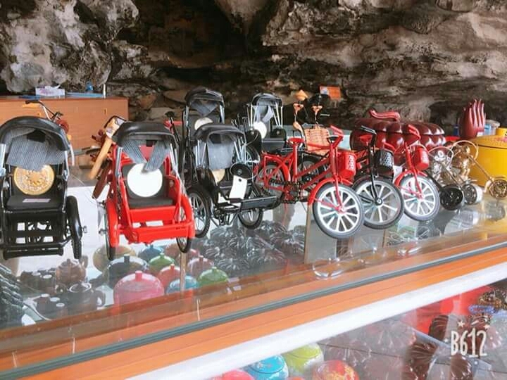 Sung Sot Cave gift