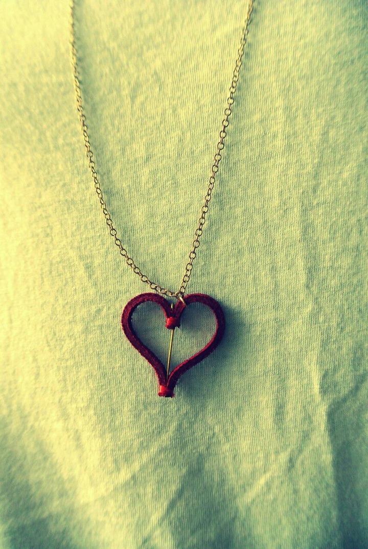 Heart chained necklace
