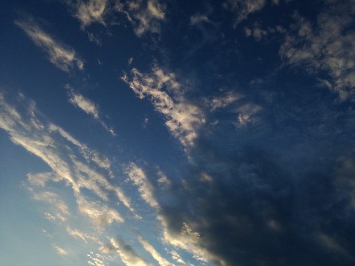 dramatic cloud