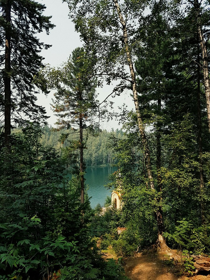 Emerald lake