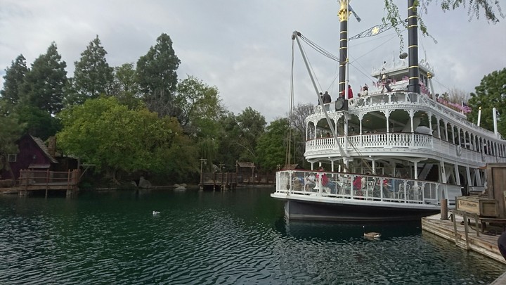 Disneyland Ship