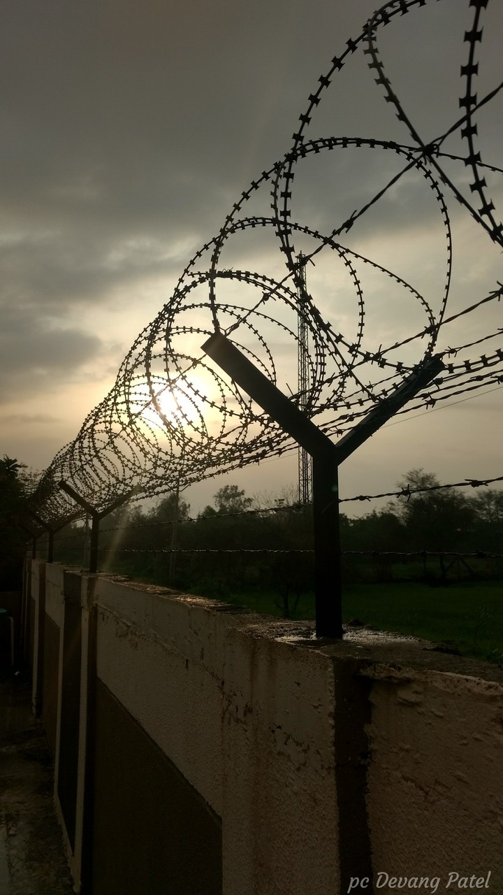 a fencing near by...  #no_edit
