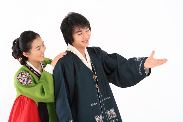 Couple in Korean Dress I
