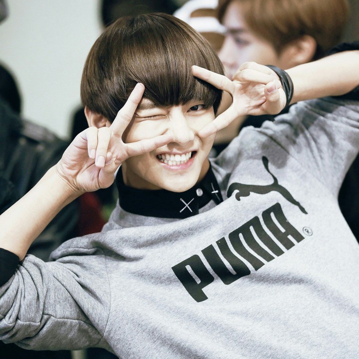 V